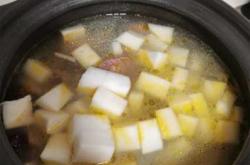 月子里喝老鸭汤好吗