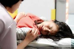 为什么外国人不坐月子