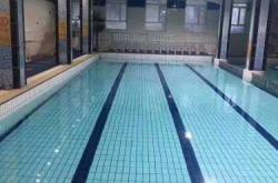 2个月婴儿多久游一次泳