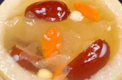 月子里可以吃冰糖吗