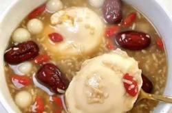 月子里可以吃米酒吗