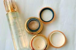 坐月子可以洗脸护肤吗