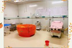 顺产后能碰温水吗