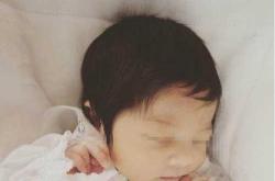 婴儿为什么很小