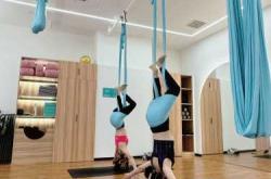 产后瘦腰瑜伽怎么做效果好