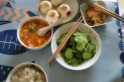 坐月子可以吃火腿肠吗