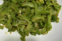 月子吃苦瓜可以吗