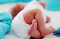 宝宝一直带尿不湿好吗