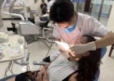 月子里可以洗牙吗